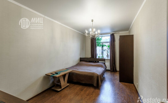 Продажа 2-комн квартиры на вторичном рынке ул Красноказарменная,  д. 9