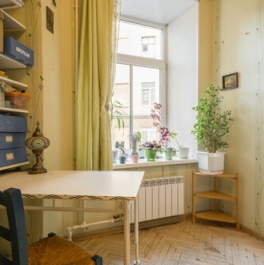 Продажа 3-комн квартиры на вторичном рынке Казанская улица,  д. 45