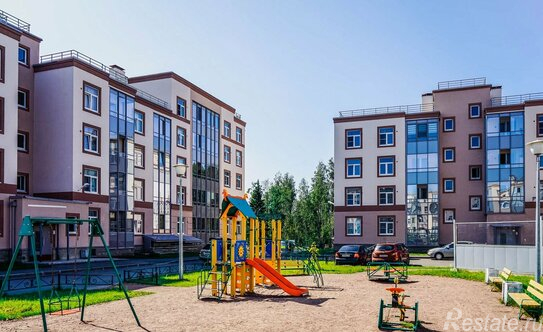 Продажа 1-комн квартиры на вторичном рынке Сертолово г, Тихвинская (Сертолово-2 мкр) ул,  д. 8 к1