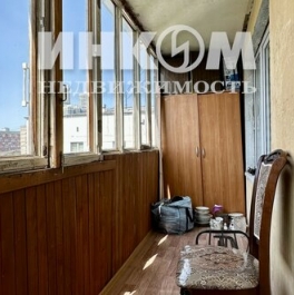 Продажа 1-комн квартиры на вторичном рынке Малахитовая улица,  д. 14