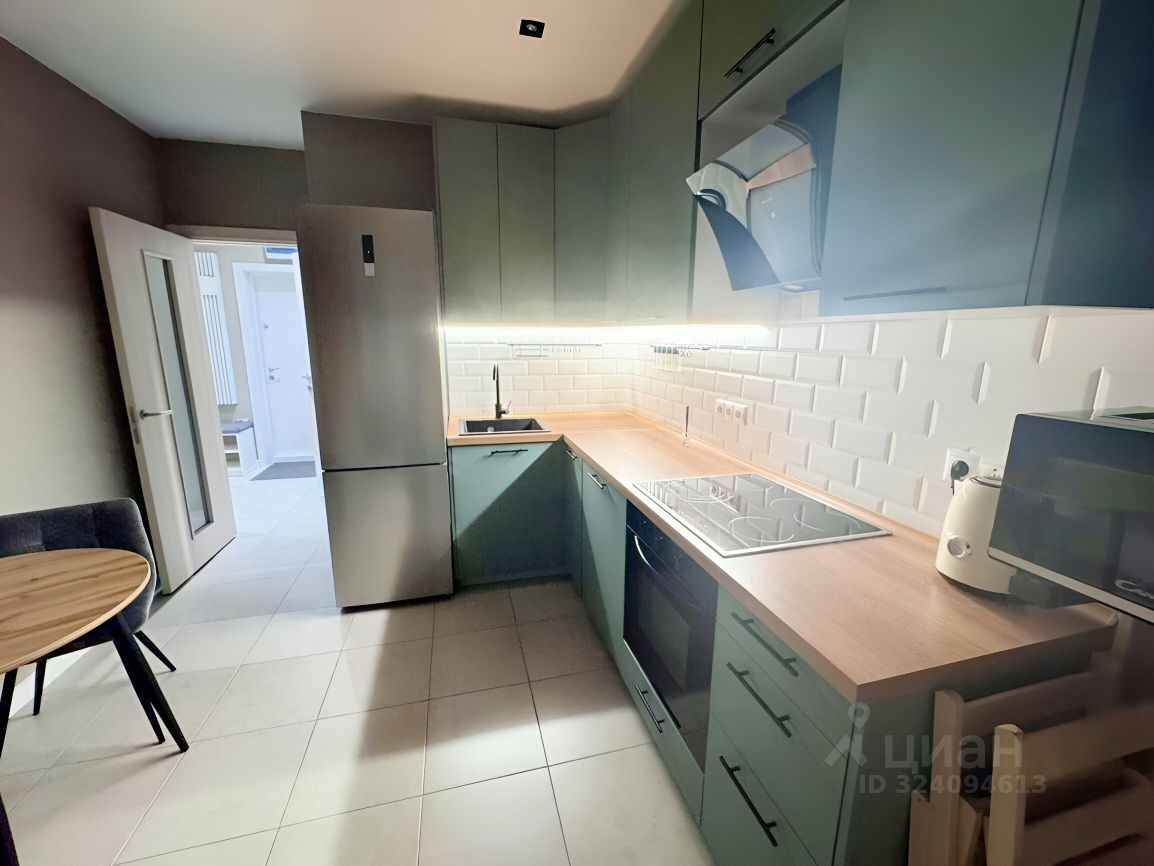 Аренда 1-комн квартиры на вторичном рынке Большая Очаковская улица, 2