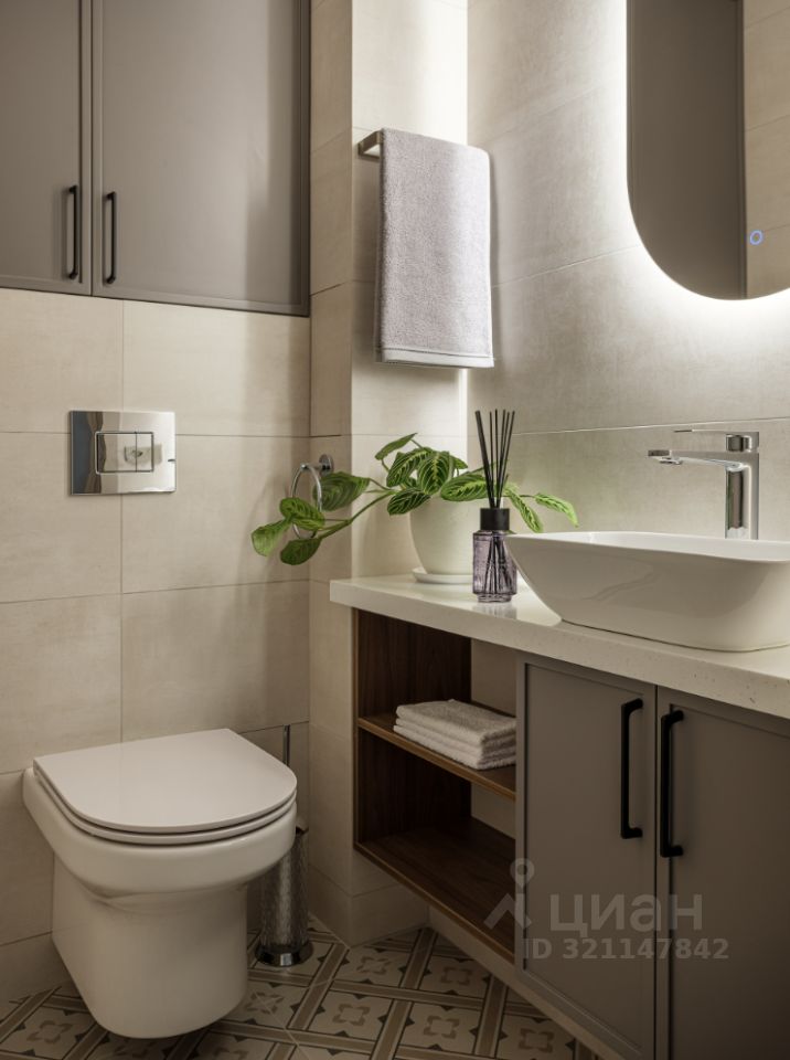 Продажа 3-комн квартиры на вторичном рынке Олсуфьевский переулок, 9к1