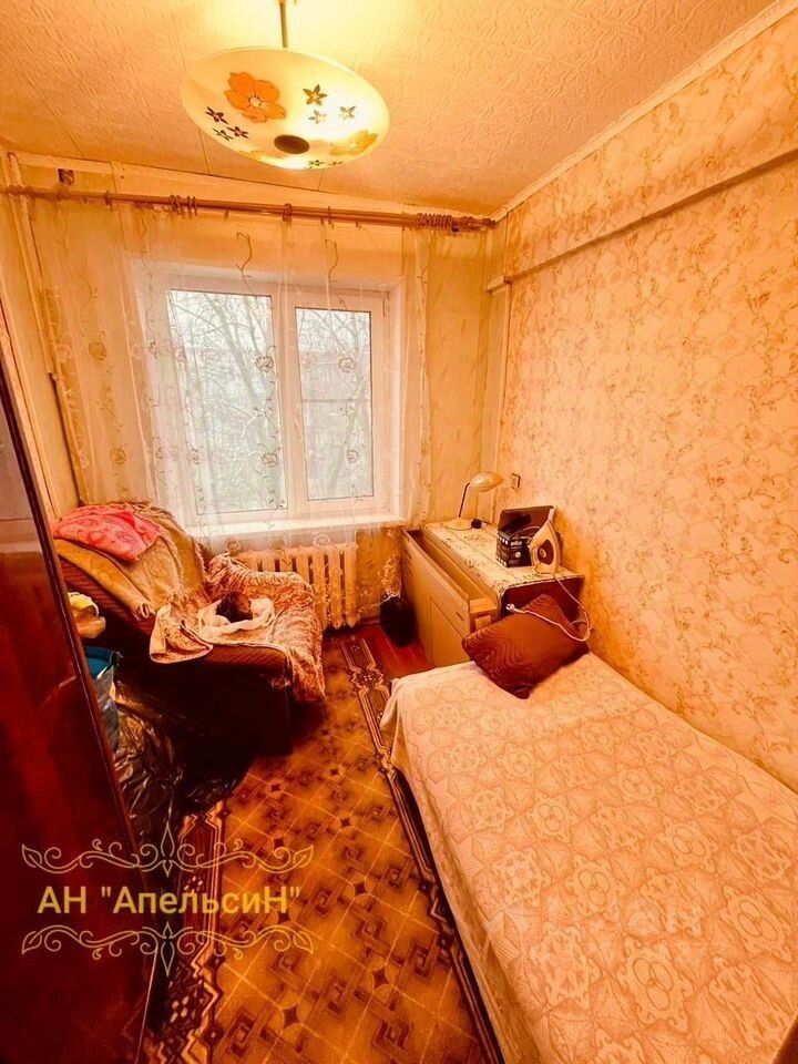 Продажа 3-комн квартиры на вторичном рынке 1-й мкр,  д. 4