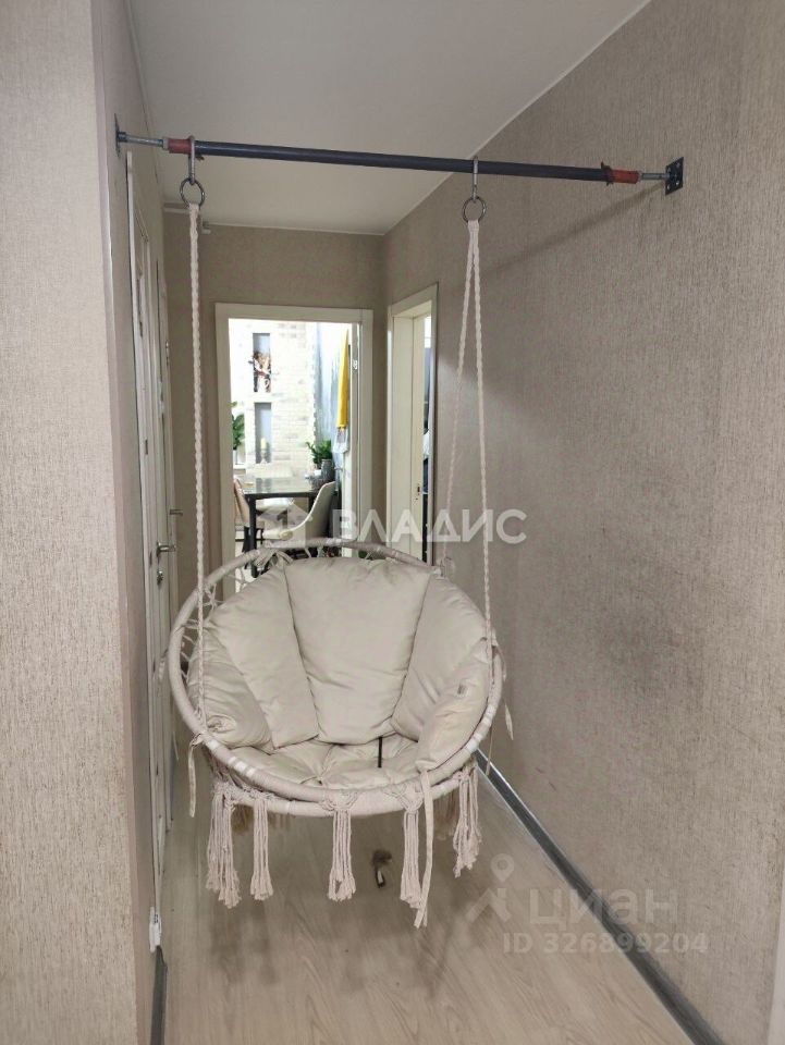 Продажа 2-комн квартиры на вторичном рынке д. Новое Девяткино, улица Школьная, 2