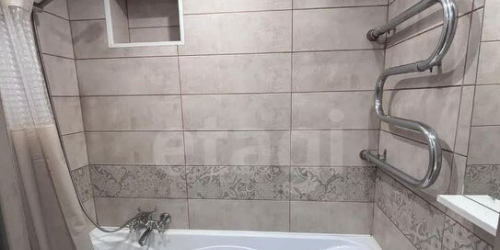 3-комн квартира улица Червонного Казачества,  д. 32