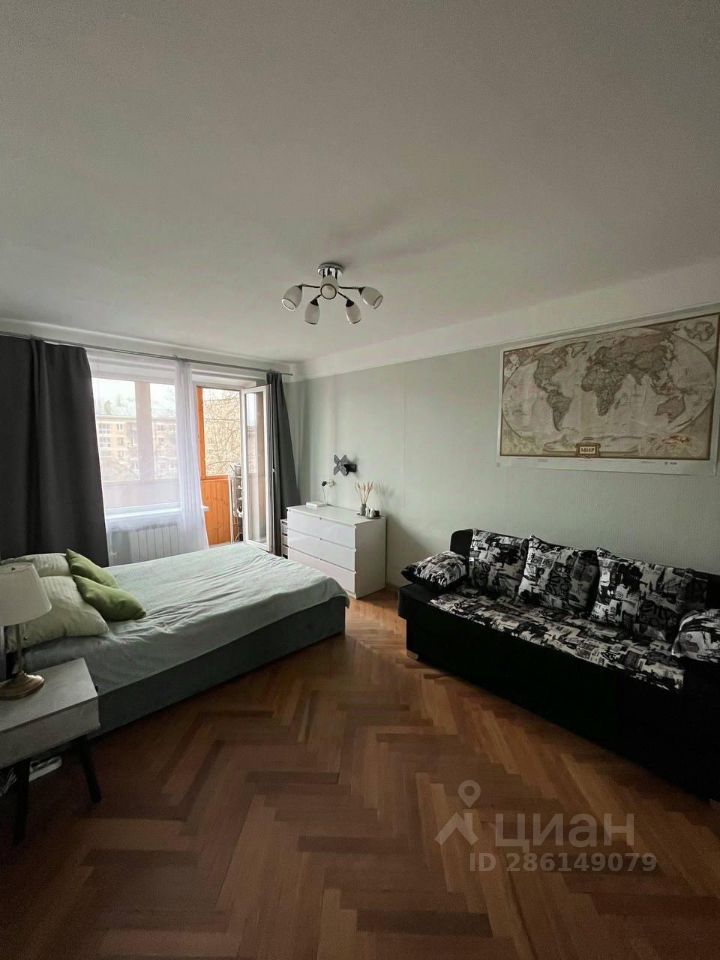 Продажа 1-комн квартиры на вторичном рынке Авиационная улица, 22