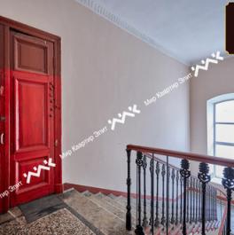 Продажа 8-комн квартиры на вторичном рынке улица Ефимова,  д. 5