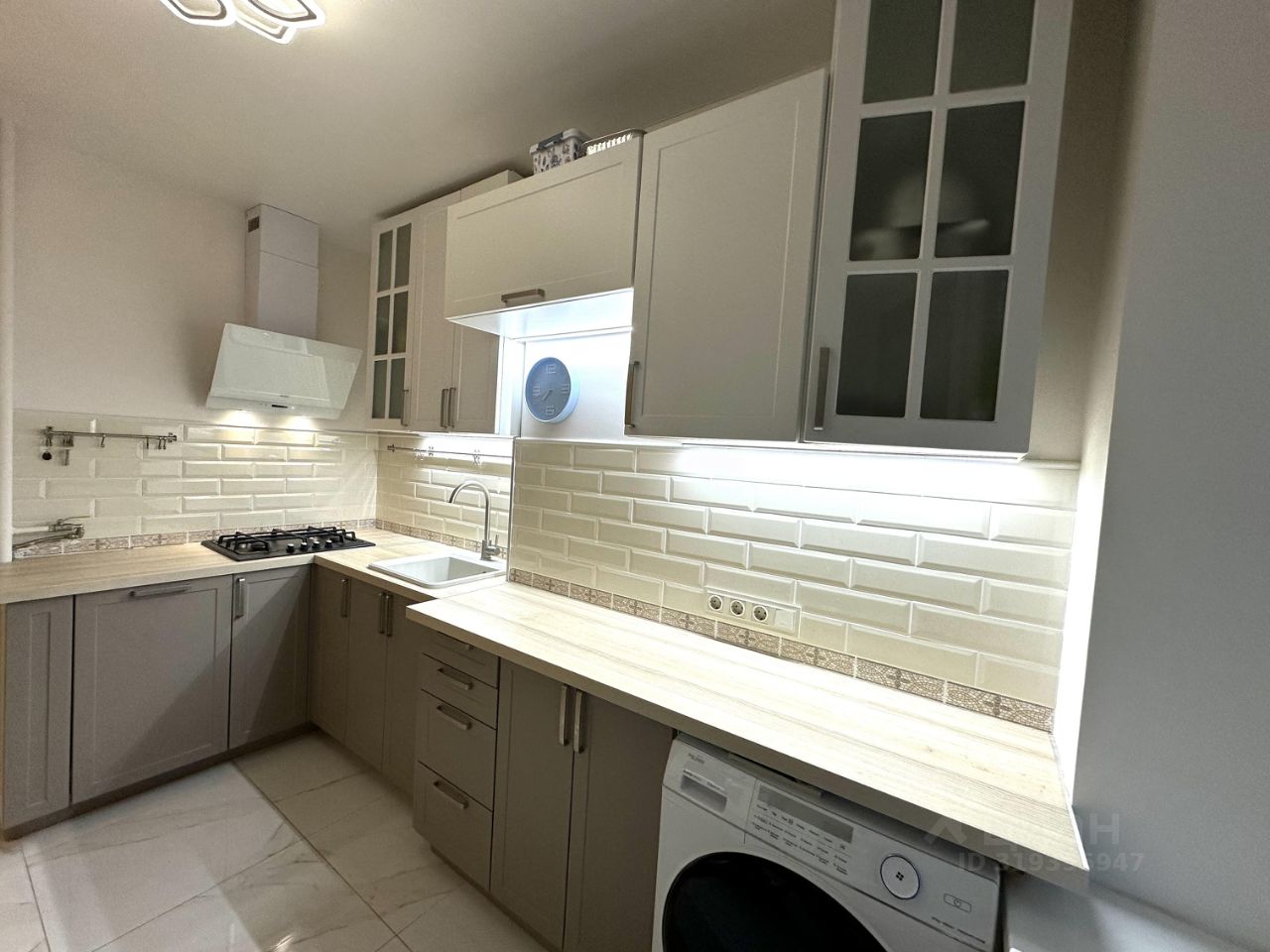 Продажа 2-комн квартиры на вторичном рынке Кастанаевская улица, 33