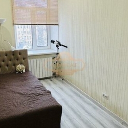Продажа 4-комн квартиры на вторичном рынке Нарвский пр-кт,  д. 16