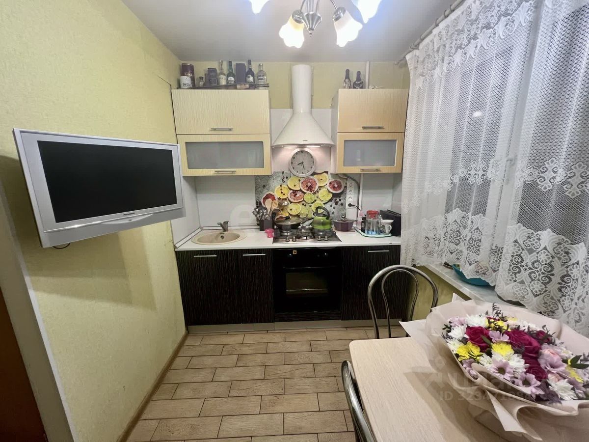 Продажа 2-комн квартиры на вторичном рынке улица Академика Павлова, 27К1