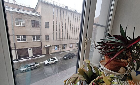 Продажа 5-комн квартиры на вторичном рынке ул Некрасова,  д. 8