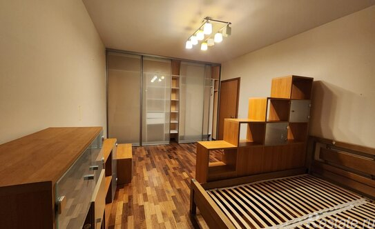 Продажа 1-комн квартиры на вторичном рынке Сивашская улица,  д. 9