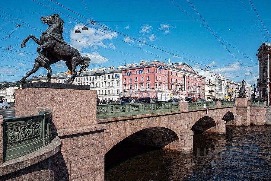 Продажа 2-комн квартиры на вторичном рынке набережная Реки Фонтанки, 15