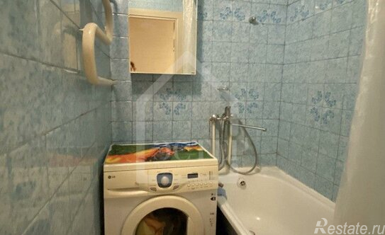 Продажа 3-комн квартиры на вторичном рынке Лодочная улица,  д. 31 к4