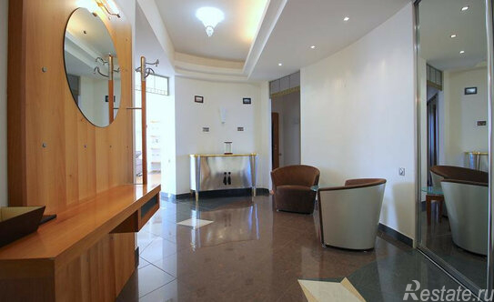 Продажа 3-комн квартиры на вторичном рынке Подколокольный пер,  д. 6