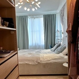 Продажа 1-комн квартиры на вторичном рынке Красногорск, ул Липовой Рощи,  д. 1,  к. 2