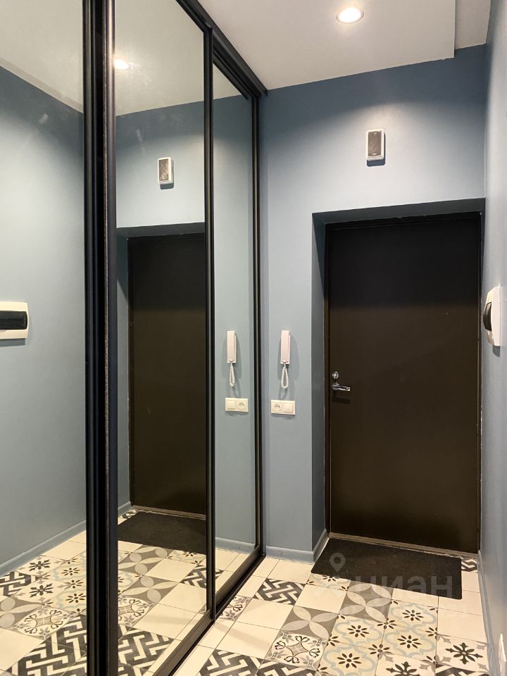 Продажа 2-комн квартиры на вторичном рынке пос. Стрельна, Санкт-Петербургское шоссе, 86