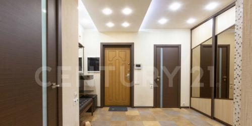 4-комн квартира Челюскинская улица,  д. 13