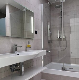 Продажа 2-комн квартиры на вторичном рынке Ждановская улица,  д. 45