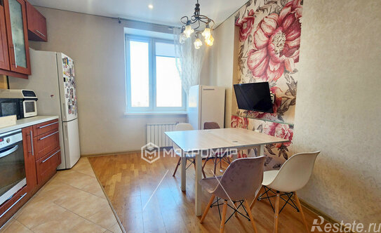 Продажа 3-комн квартиры на вторичном рынке Искровский пр-кт,  д. 22
