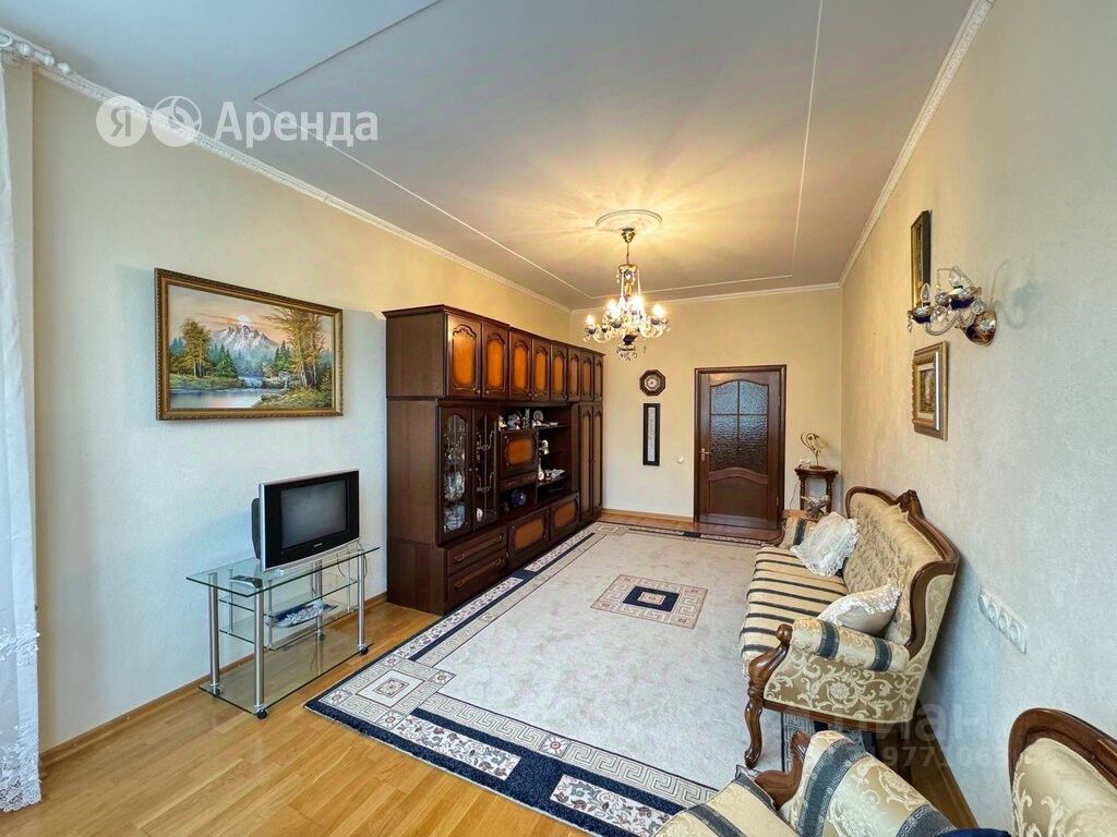 Аренда 3-комн квартиры на вторичном рынке Ломоносовский проспект, 14