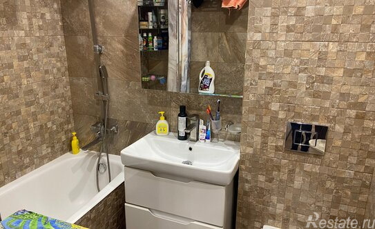 Продажа 3-комн квартиры на вторичном рынке ул Демьяна Бедного,  д. 17,  к. 1