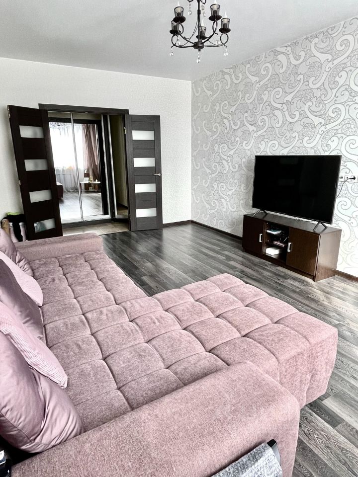 Аренда 1-комн квартиры на вторичном рынке Одинцово, улица Сколковская, 7А