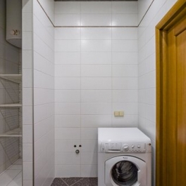 Продажа 2-комн квартиры на вторичном рынке Песочная наб,  д. 40