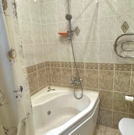 Продажа 4-комн квартиры на вторичном рынке Байкальская улица,  д. 35 к4