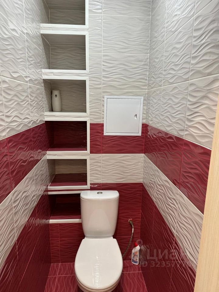 Аренда 3-комн квартиры на вторичном рынке Лопатино пгт, улица Сухановская, 8