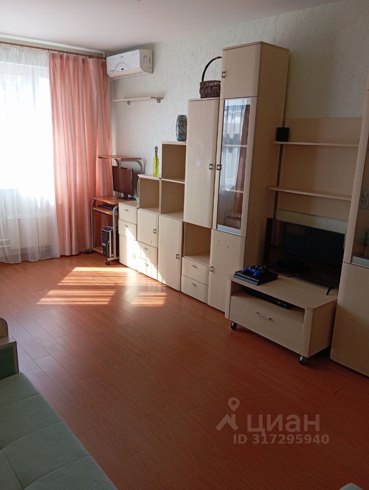 Продажа 1-комн квартиры на вторичном рынке Производственная улица, 4