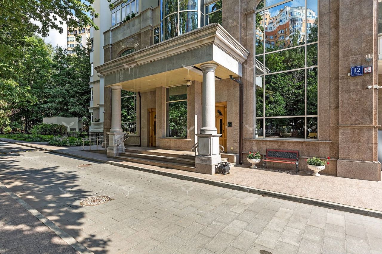 Продажа 6-комн квартиры на вторичном рынке Староволынская улица, 12к2