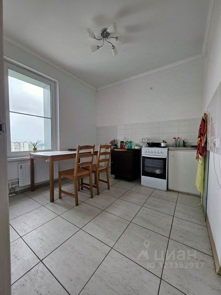 Продажа 3-комн квартиры на вторичном рынке улица Свободы, 67А