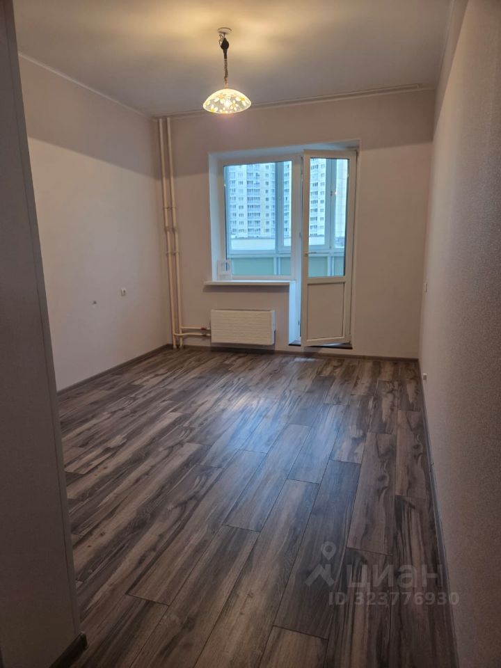 Продажа 2-комн квартиры на вторичном рынке проспект Героев, 26к2