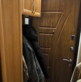 Продажа 1-комн квартиры на вторичном рынке Индустриальный пр-кт,  д. 36