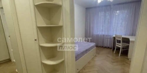 4-комн квартира улица Полины Осипенко,  д. 16