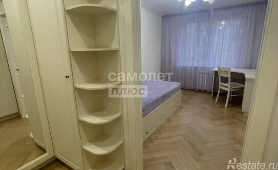 Продажа 4-комн квартиры на вторичном рынке улица Полины Осипенко,  д. 16