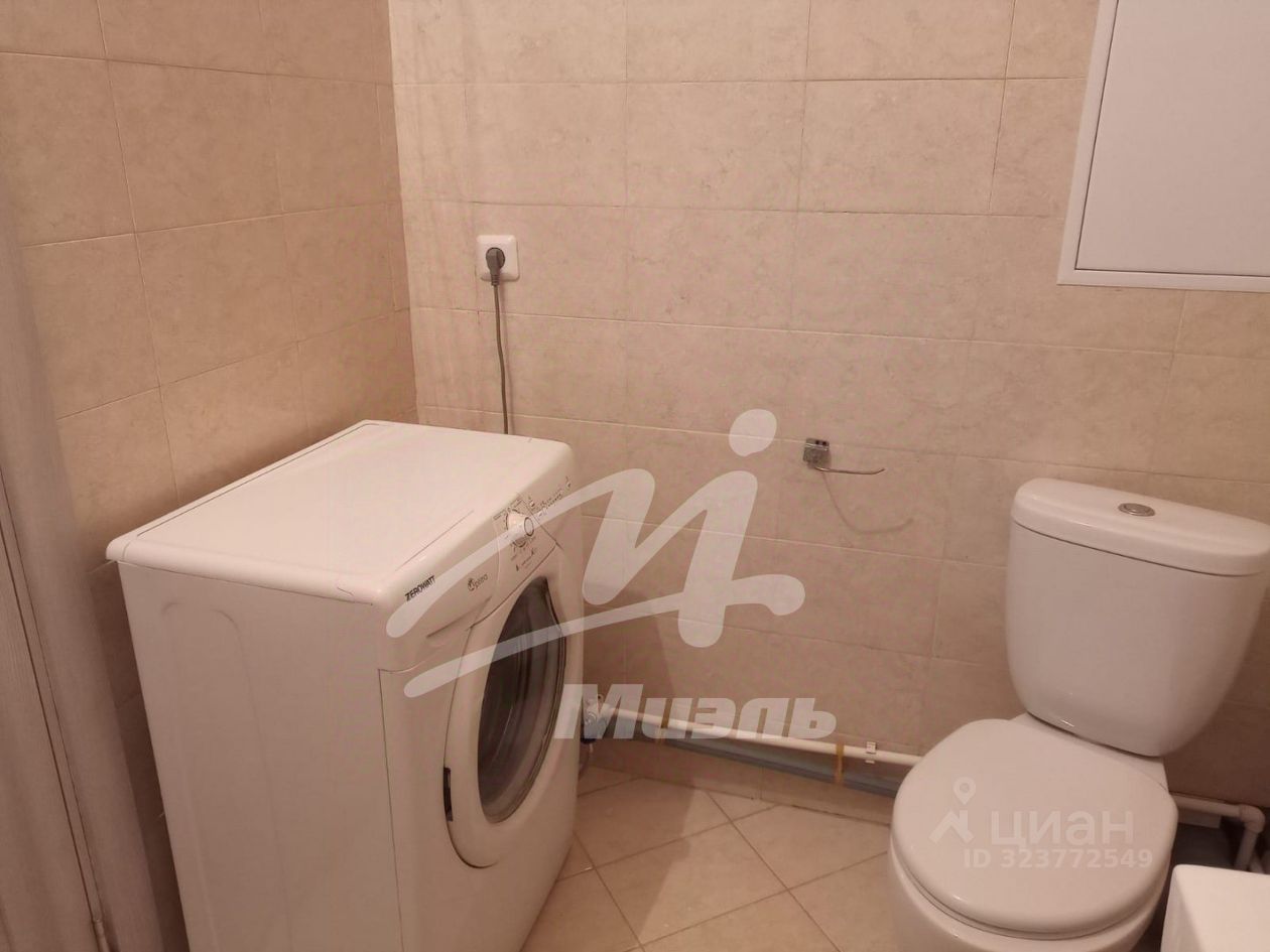 Продажа 1-комн квартиры на вторичном рынке Опалиха мкр, улица Геологов, 17