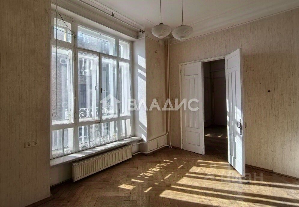 Продажа 3-комн квартиры на вторичном рынке Большой Гнездниковский переулок, 10