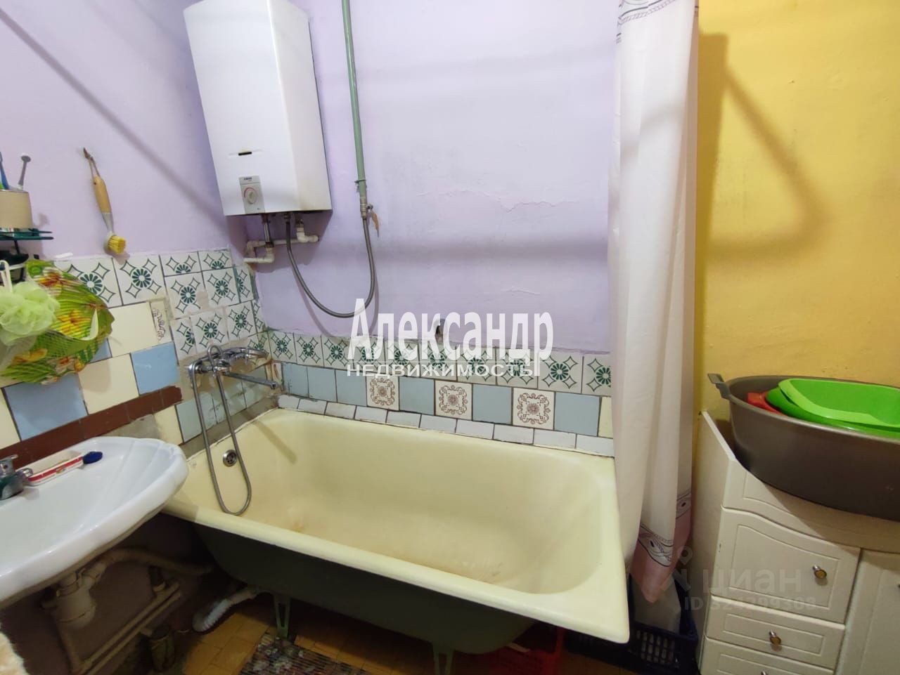 Продажа 3-комн квартиры на вторичном рынке Большой Сампсониевский проспект, 93