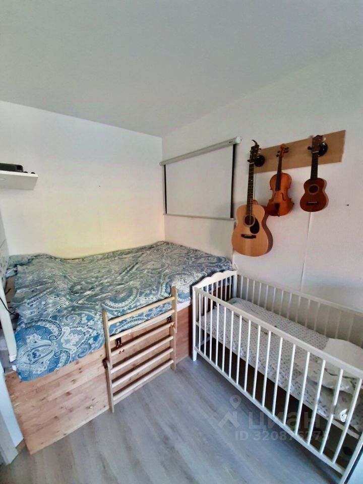 Продажа 1-комн квартиры на вторичном рынке пос. Янино-1, улица Голландская, 10