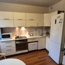 Продажа 2-комн квартиры на вторичном рынке Ленинский пр-кт,  д. 72 к3