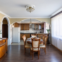 Продажа 4-комн квартиры на вторичном рынке Орбели ул,  д. 19