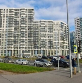 Продажа 1-комн квартиры на вторичном рынке улица Маршала Захарова,  д. 8 с1