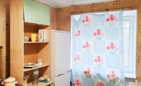 Продажа 1-комн квартиры на вторичном рынке Лебяжье, ул Комсомольская,  д. 2А