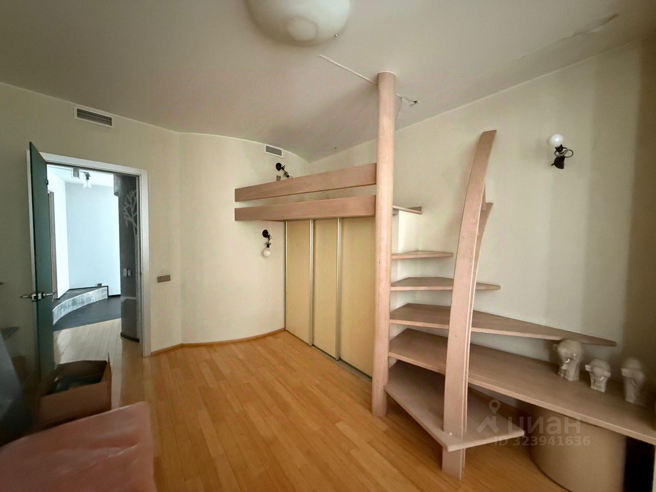 Продажа 4-комн квартиры на вторичном рынке Вязовая улица, 13к2