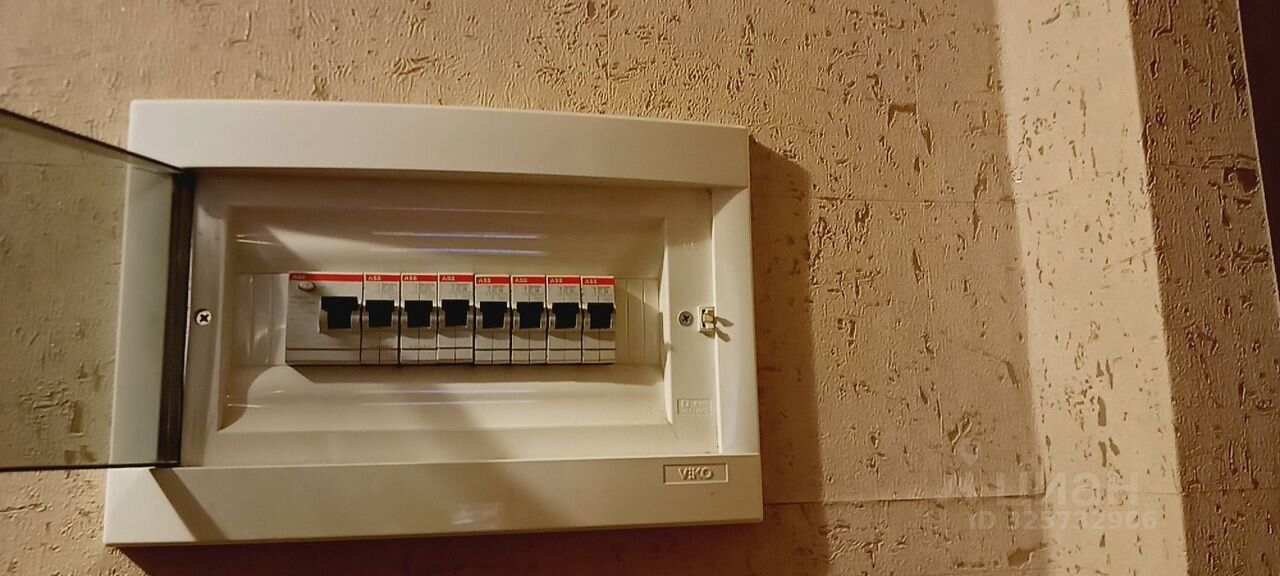 Продажа 3-комн квартиры на вторичном рынке улица 26 Бакинских Комиссаров, 3к3