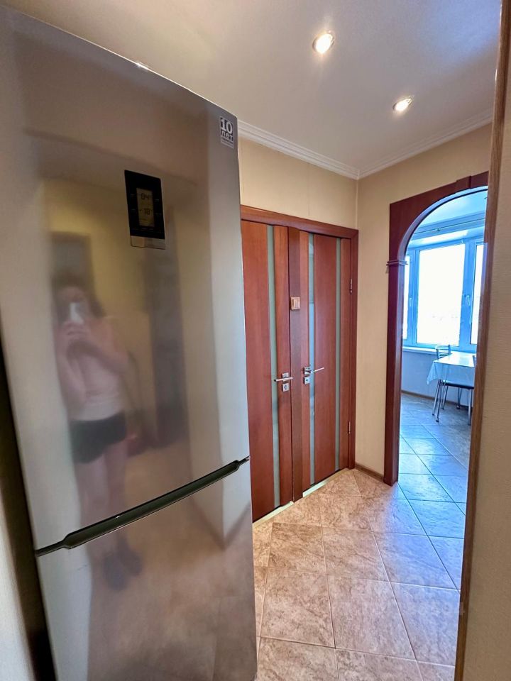 Продажа 2-комн квартиры на вторичном рынке улица Сталеваров, 14К3