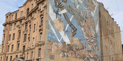 4-комн квартира пр-кт Малый П.С.,  д. 1б