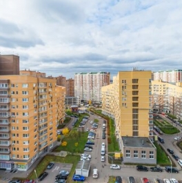Продажа 1-комн квартиры на вторичном рынке Ясная улица,  д. 5